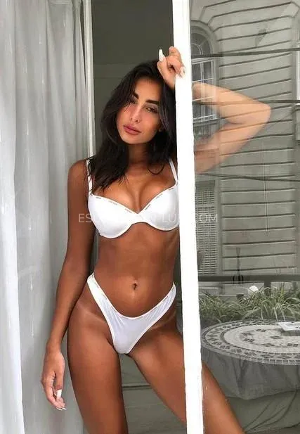 Escort San Luis chica Britta foto 6